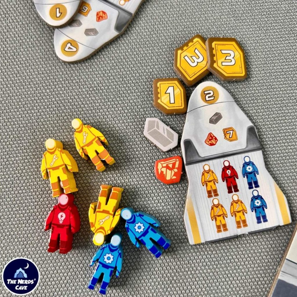 Shackleton Base A Journey to the Moon Boardgame Shot (5) Shackleton Base A Journey to the Moon Boardgame Shot (5)